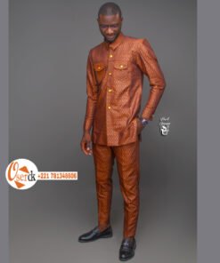 Alternative view of costume 100%  Africain